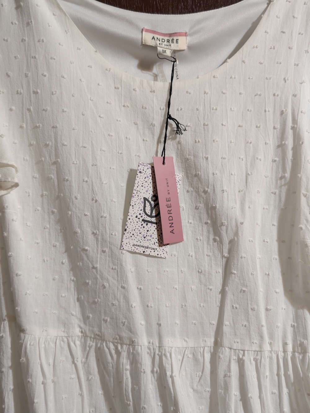 Women's White Swiss Dot Flutter-Sleeve Dress - Picture 3 of 3